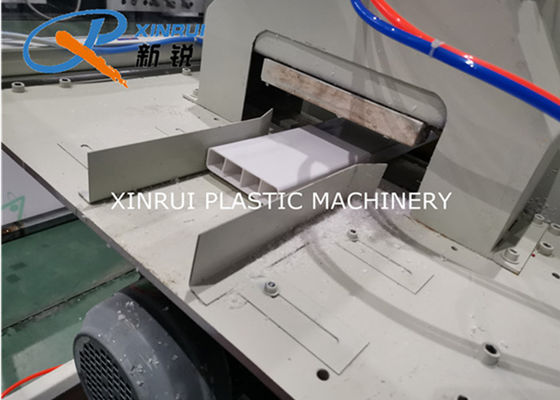 機械を作る多目的プラスチック ポリ塩化ビニールPPのPCのプロフィールの放出
